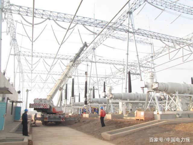 走向我們的小康生活“變”看中國(guó)｜500千伏甘泉變電站支撐攀西電網(wǎng)